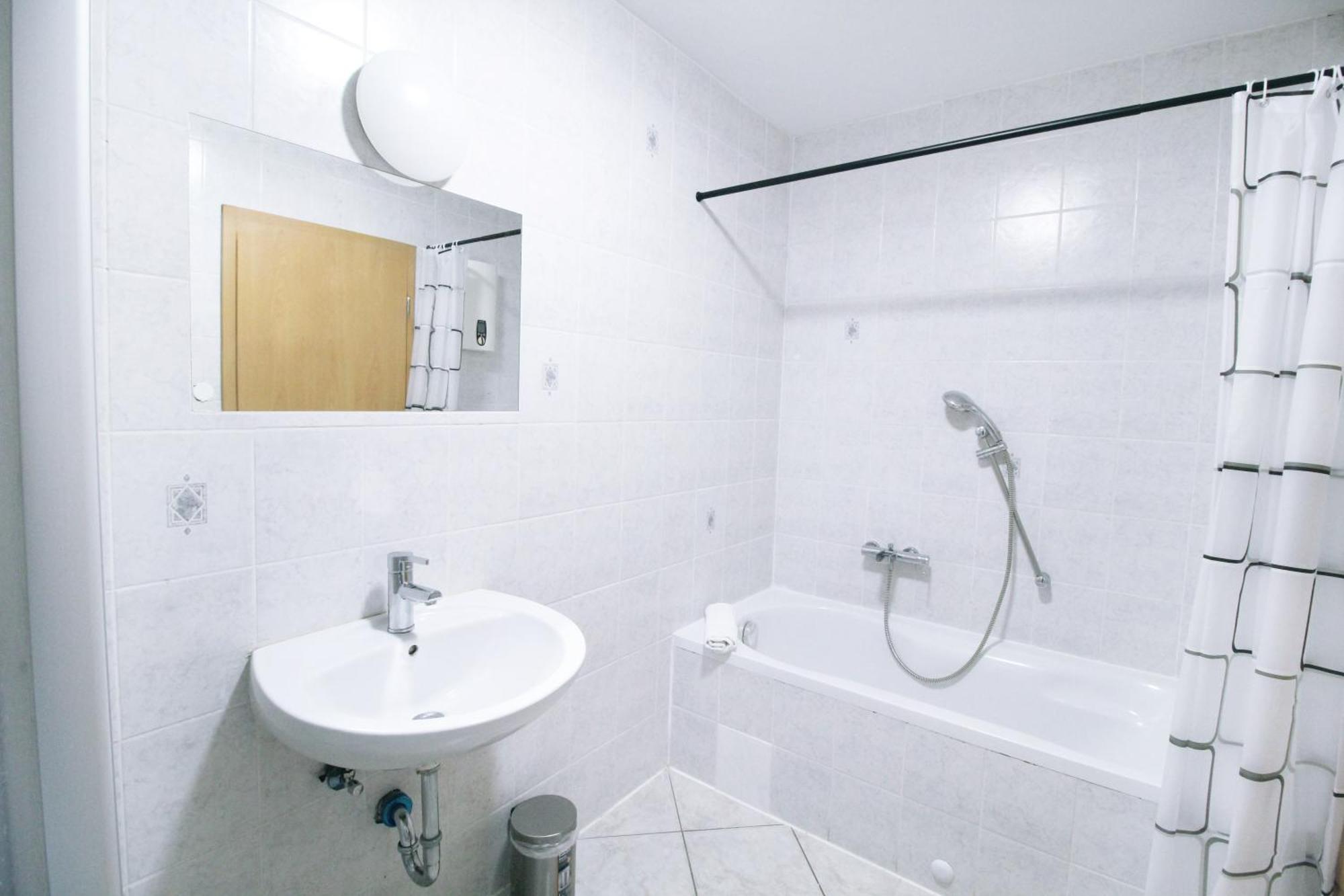 Comfort Plus Вольфсбург Экстерьер фото